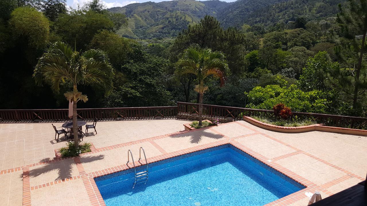 Hotel Rancho La Aurora Jarabacoa Buitenkant foto